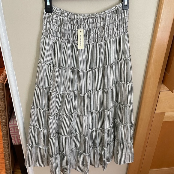 Max Studio Skirt Olive Striped Tiered Midi Green Gray Smocked Waist E-waist NWT - Picture 9 of 10